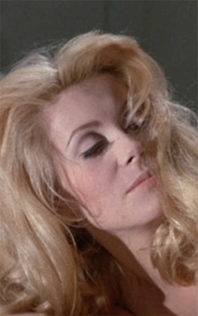 The Redefinition of Color: Our Review of ‘Belle De Jour’