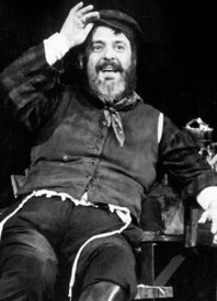 Musical Mystique: Our Review of ‘Fiddler: A Miracle of Miracles’