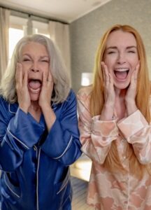 Jamie Lee Curtis as Tess Coleman and Lindsay Lohan as Anna Coleman