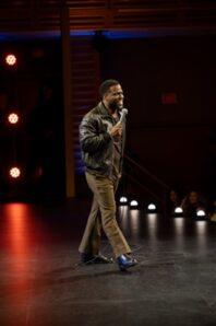 Butt of Jokes: Our Review of ‘Kevin Hart: Acting My Age’
