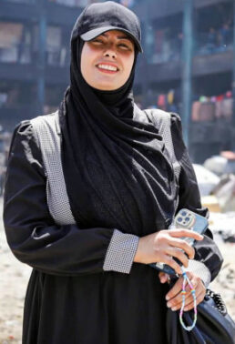 Human Interest: Our Review of ‘Put Your Soul on Your Hand and Walk’